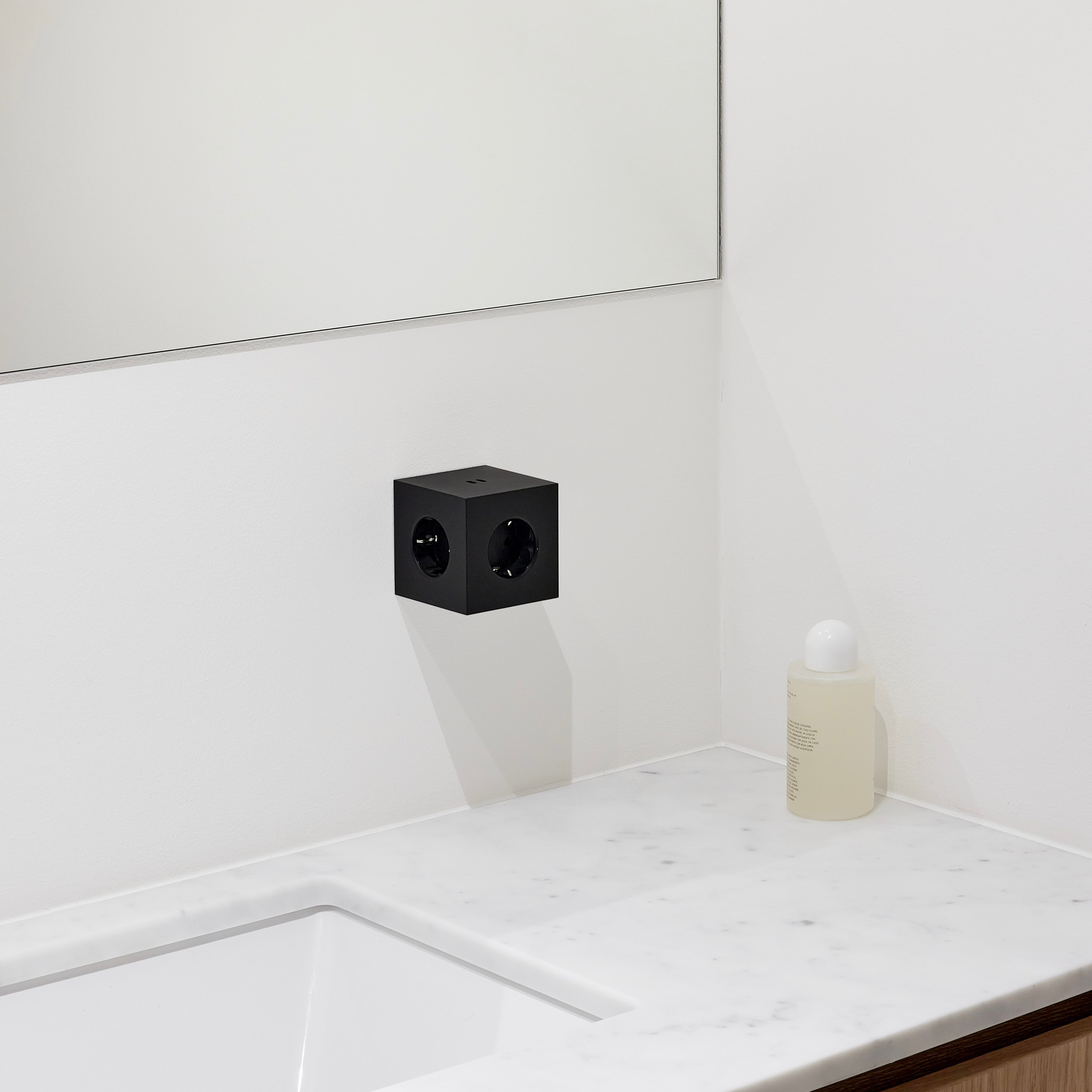 Square 2 stikdåse, USB-C - Sort